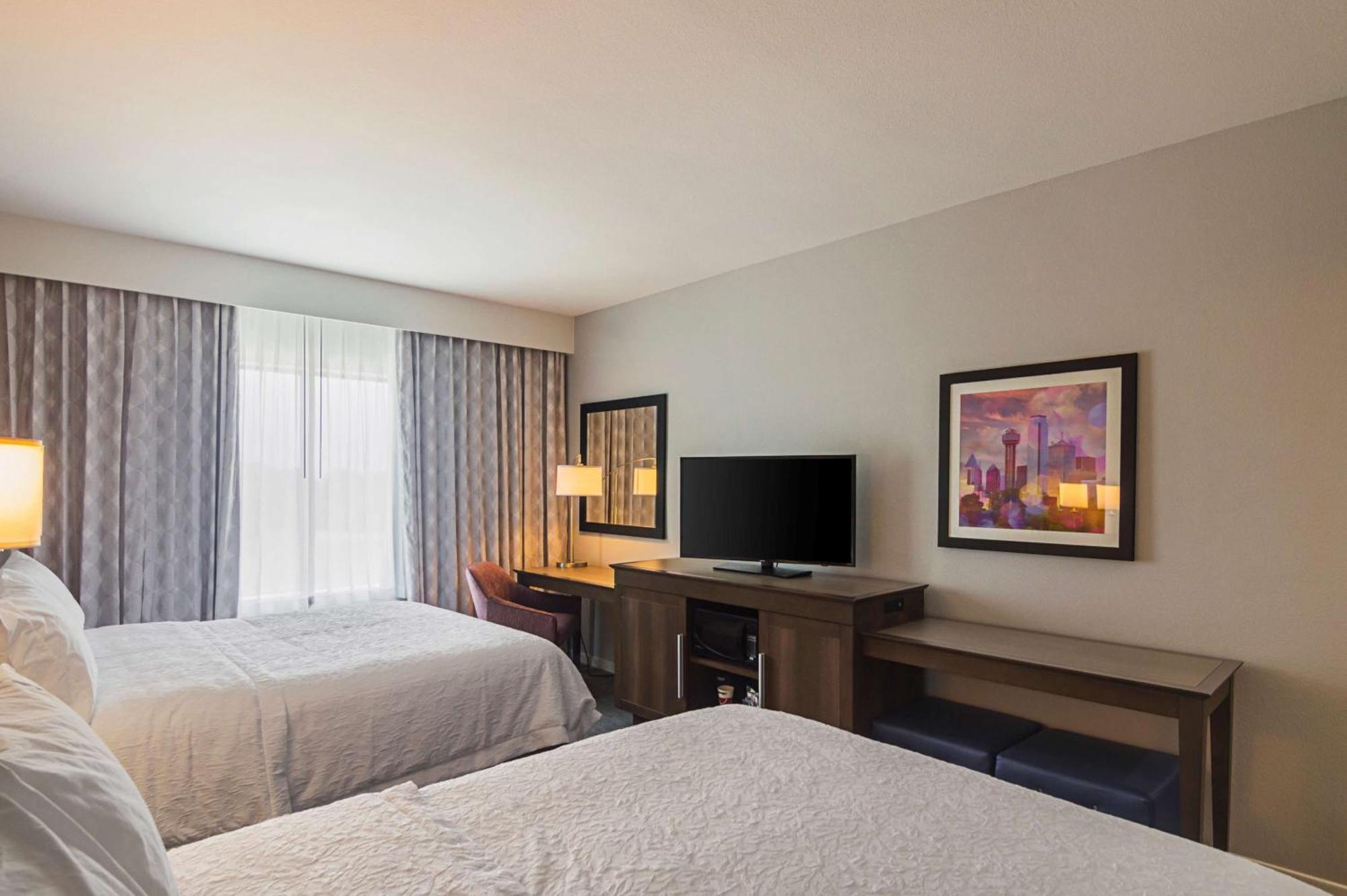 Hampton Inn & Suites-Dallas/ריצרדסון מראה חיצוני תמונה