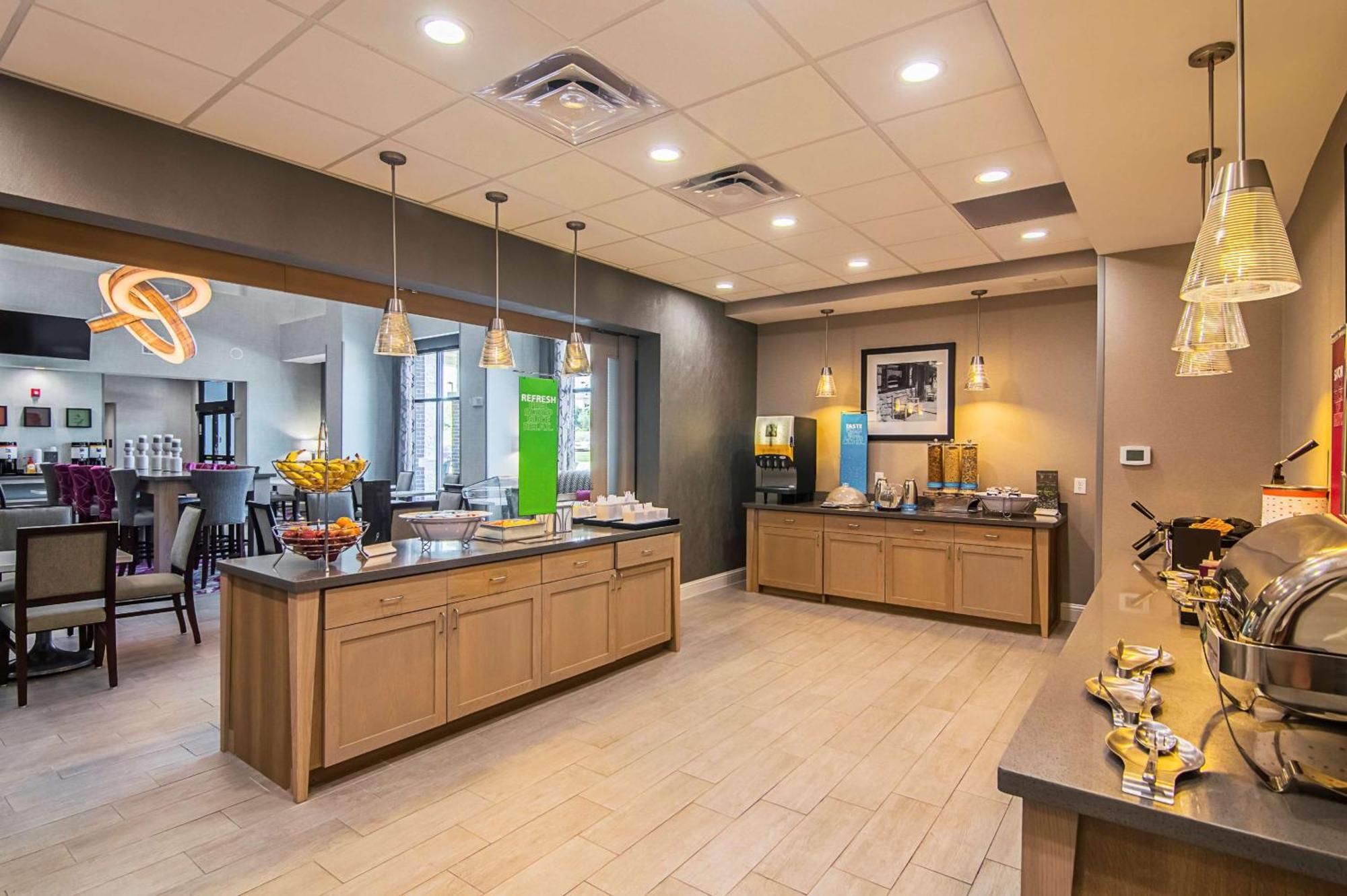 Hampton Inn & Suites-Dallas/ריצרדסון מראה חיצוני תמונה