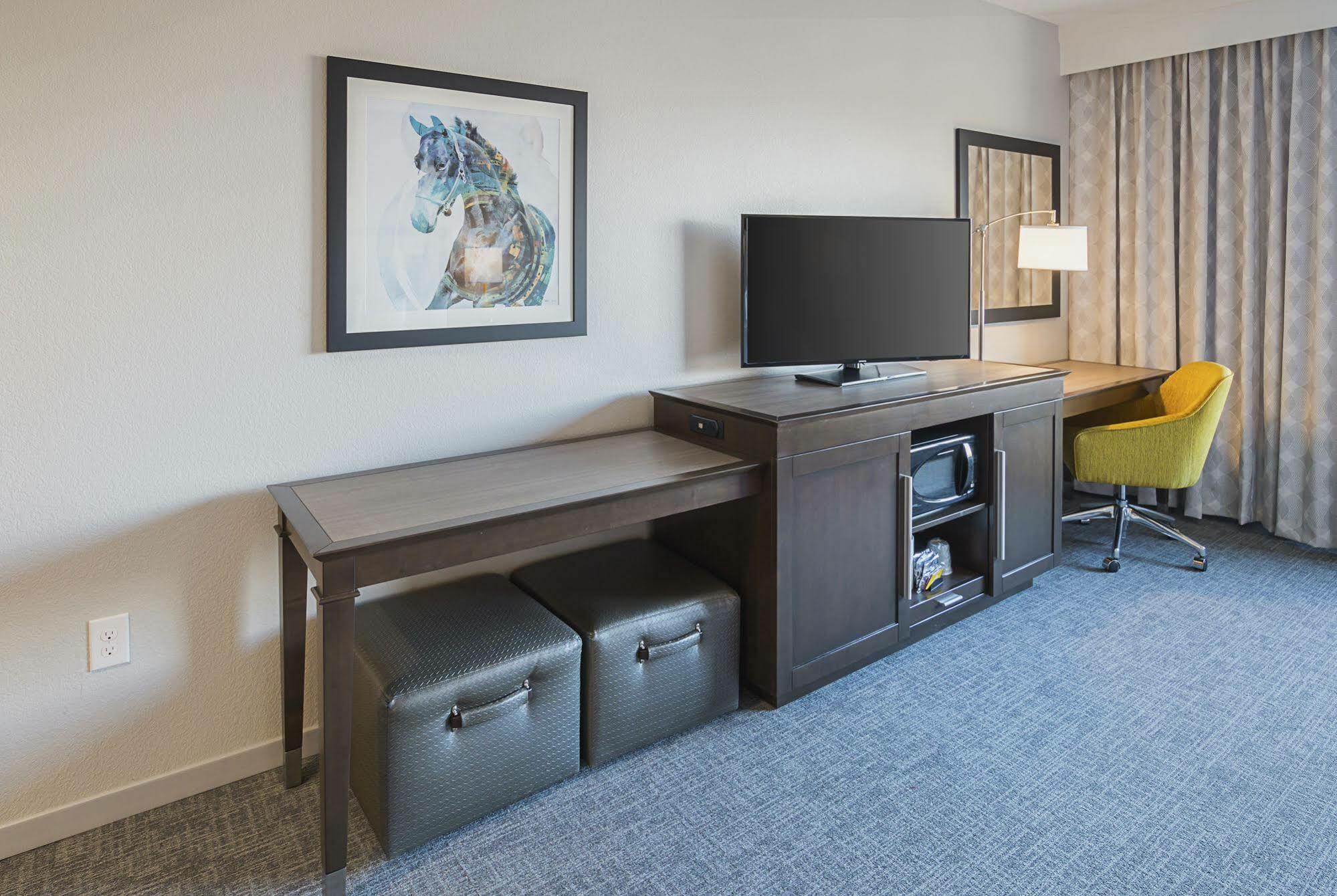 Hampton Inn & Suites-Dallas/ריצרדסון מראה חיצוני תמונה